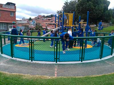 Mobiliario Urbano e Instalación de Parques Infantiles – Fabricantes Suelos  y Columpios Parques Infantiles - Señalizacion Medioambiental